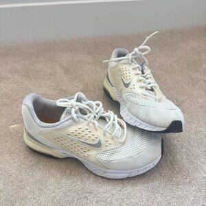 White Nike Air